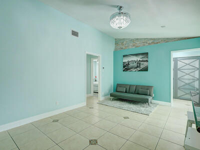 238 SW Grove Avenue, Port Saint Lucie, FL 34983