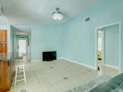 238 SW Grove Avenue, Port Saint Lucie, FL 34983