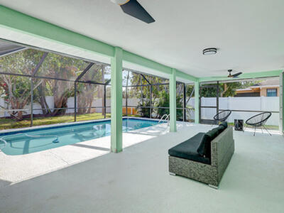 238 SW Grove Avenue, Port Saint Lucie, FL 34983