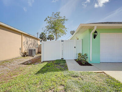 238 SW Grove Avenue, Port Saint Lucie, FL 34983
