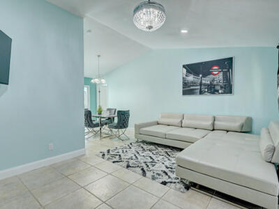 238 SW Grove Avenue, Port Saint Lucie, FL 34983