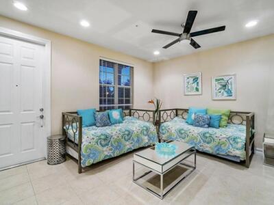 111 SW 2nd Avenue, Delray Beach, FL 33444