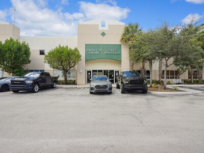 10101 W Lantana Road, Lake Worth, FL 33449