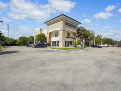 10101 W Lantana Road, Lake Worth, FL 33449