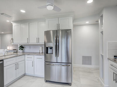 6 Lexington Lane E, Palm Beach Gardens, FL 33418