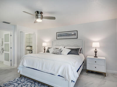 6 Lexington Lane E, Palm Beach Gardens, FL 33418