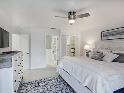 6 Lexington Lane E, Palm Beach Gardens, FL 33418