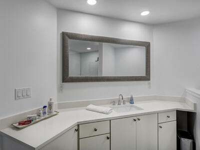 6 Lexington Lane E, Palm Beach Gardens, FL 33418