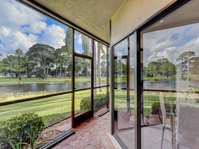 6 Lexington Lane E, Palm Beach Gardens, FL 33418