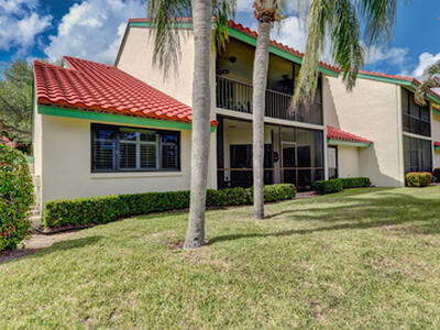 6 Lexington Lane E, Palm Beach Gardens, FL 33418