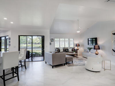 6 Lexington Lane E, Palm Beach Gardens, FL 33418