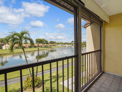 826 Sky Pine Way, Greenacres, FL 33415