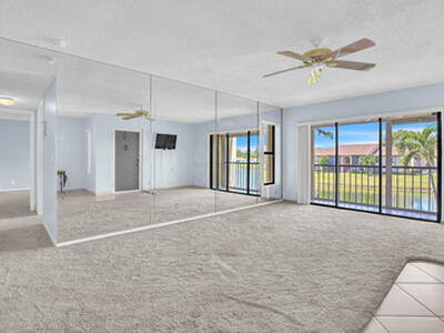 826 Sky Pine Way, Greenacres, FL 33415