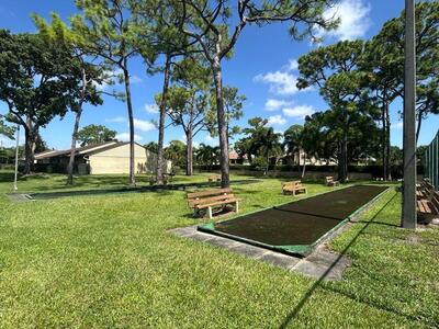 725 Sunny Pine Way, Greenacres, FL 33415