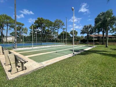 725 Sunny Pine Way, Greenacres, FL 33415