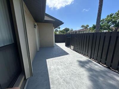 725 Sunny Pine Way, Greenacres, FL 33415