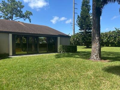 725 Sunny Pine Way, Greenacres, FL 33415