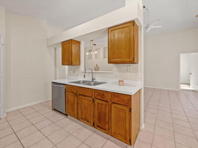 300 Hammocks Trail, Greenacres, FL 33413