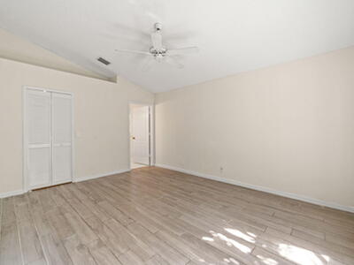 300 Hammocks Trail, Greenacres, FL 33413