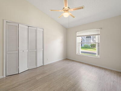 300 Hammocks Trail, Greenacres, FL 33413