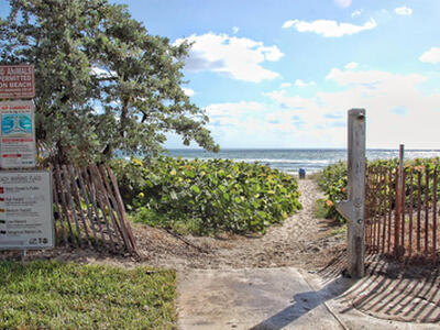 2901 Fiore Way, Delray Beach, FL 33445