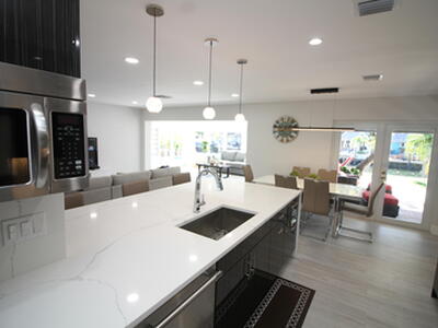 2548 SE 14th Street E, Pompano Beach, FL 33062