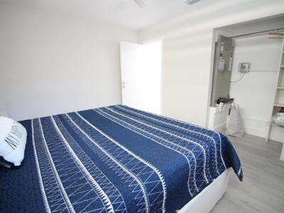 2548 SE 14th Street E, Pompano Beach, FL 33062