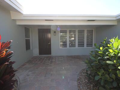 2548 SE 14th Street E, Pompano Beach, FL 33062