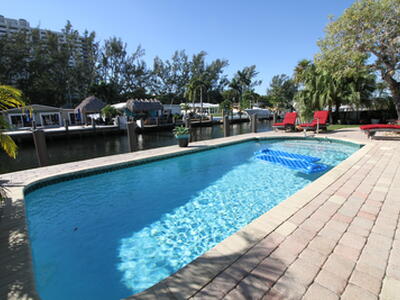 2548 SE 14th Street E, Pompano Beach, FL 33062