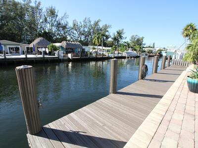 2548 SE 14th Street E, Pompano Beach, FL 33062