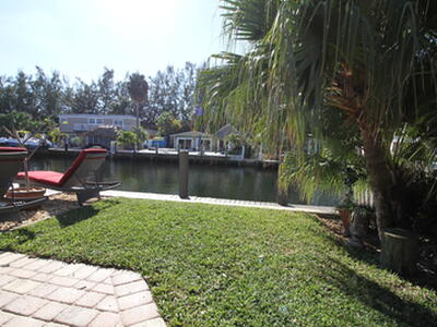 2548 SE 14th Street E, Pompano Beach, FL 33062