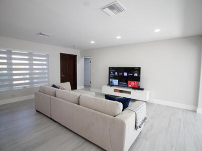 2548 SE 14th Street E, Pompano Beach, FL 33062