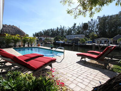 2548 SE 14th Street E, Pompano Beach, FL 33062