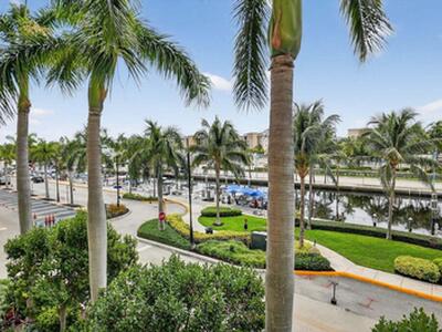 625 Casa Loma Boulevard, Boynton Beach, FL 33435