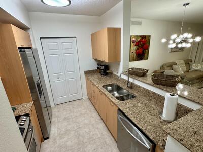 625 Casa Loma Boulevard, Boynton Beach, FL 33435