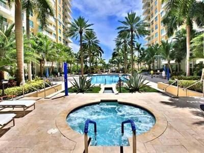 625 Casa Loma Boulevard, Boynton Beach, FL 33435