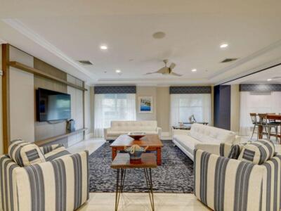 625 Casa Loma Boulevard, Boynton Beach, FL 33435