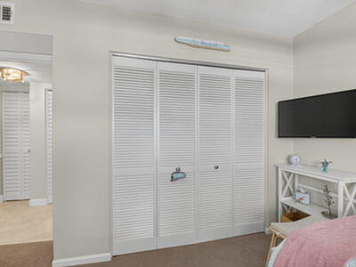 23279 Barwood Lane, Boca Raton, FL 33428