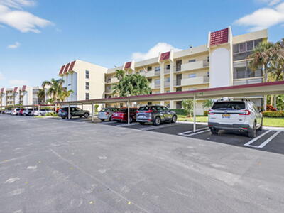 23279 Barwood Lane, Boca Raton, FL 33428