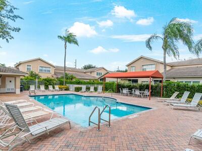 6427 Park Lake Circle, Boynton Beach, FL 33437