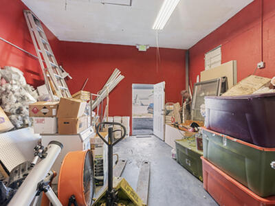 Okeechobee, FL 34974