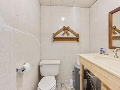 Okeechobee, FL 34974