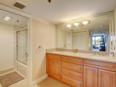 4748 S Ocean Boulevard, Highland Beach, FL 33487