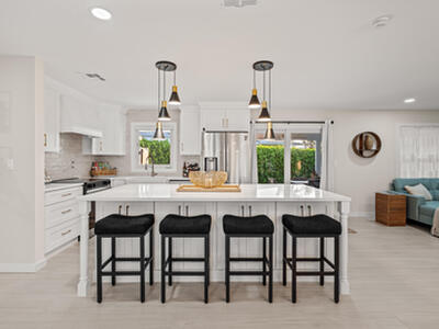 9165 SE Yacht Club Circle