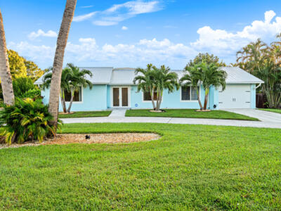 9165 SE Yacht Club Circle, Hobe Sound, FL 33455