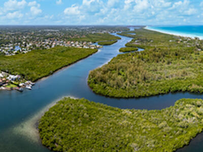 9165 SE Yacht Club Circle, Hobe Sound, FL 33455