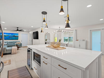 9165 SE Yacht Club Circle, Hobe Sound, FL 33455