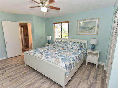 150 Pineview Road, Jupiter, FL 33469