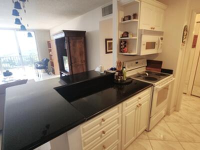 2121 N Ocean Boulevard, Boca Raton, FL 33431