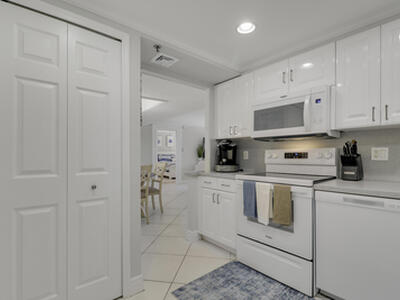 200 Ocean Trail Way, Jupiter, FL 33477